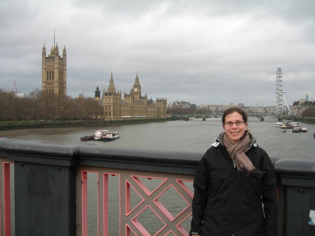 IMG_1695.JPG - On the Lambeth bridge with the Thames, the Eye, etc...
